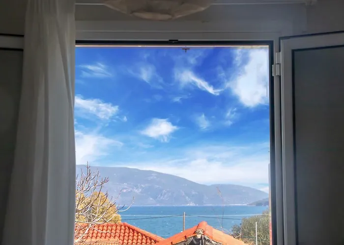 Lazarus Private House