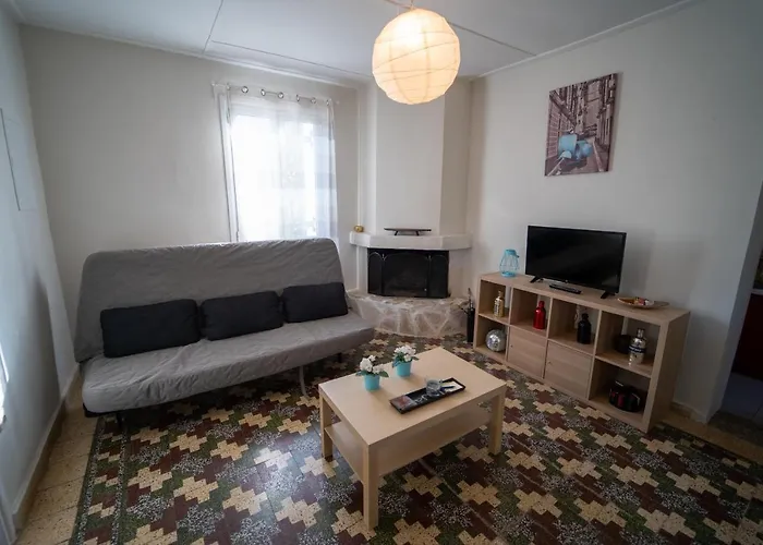 Lazarus Private House بيت للعطل *
